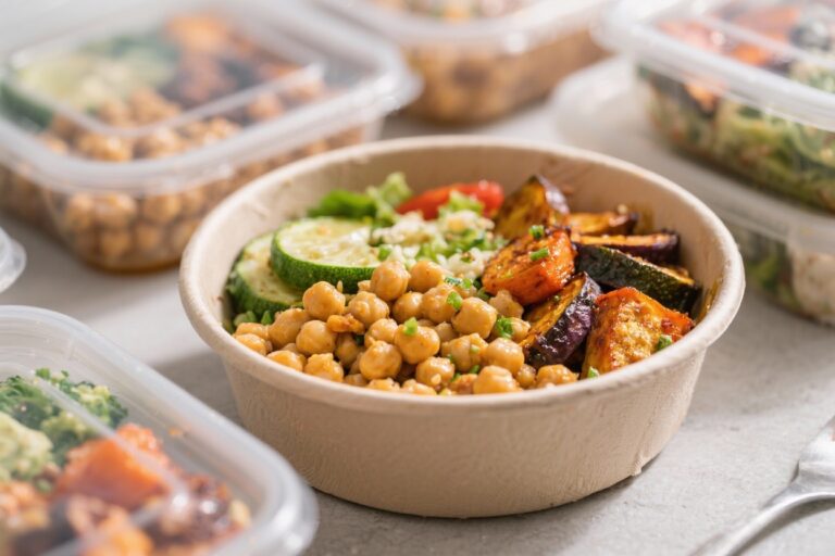 High-Protein Chickpea and Roasted Veggie Meal Prep Bowls – Easy, Flavorful, and Filling