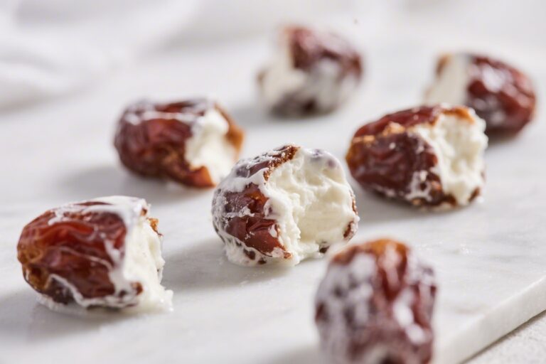 Frozen Yogurt Date Bites – A Sweet, Creamy, No-Bake Snack